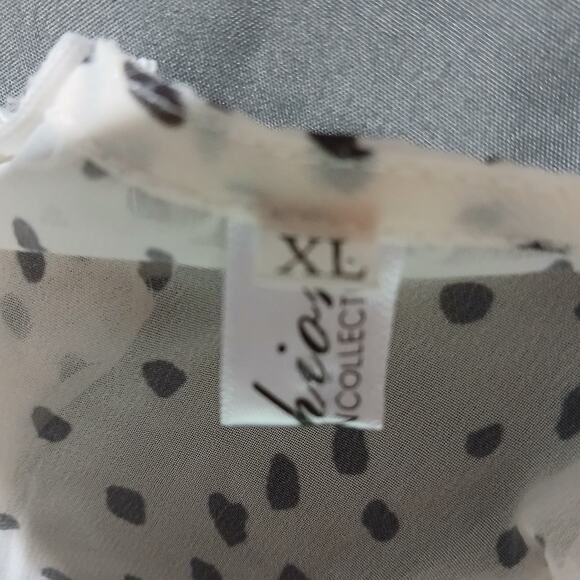 Fashion Collection XL NWOT Shorts Romper lined long-sleeved v-neck white w/black - Picture 3 of 16